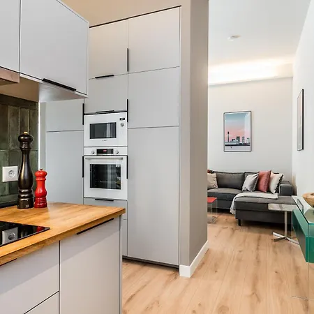 Luxurioeses Designer Apartment Mit 3 Schlafzimmern Berlin Exterior photo
