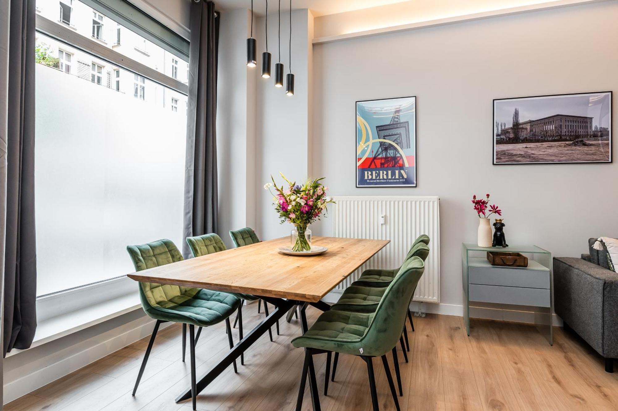 Luxurioeses Designer Mit 3 Schlafzimmern Apartment