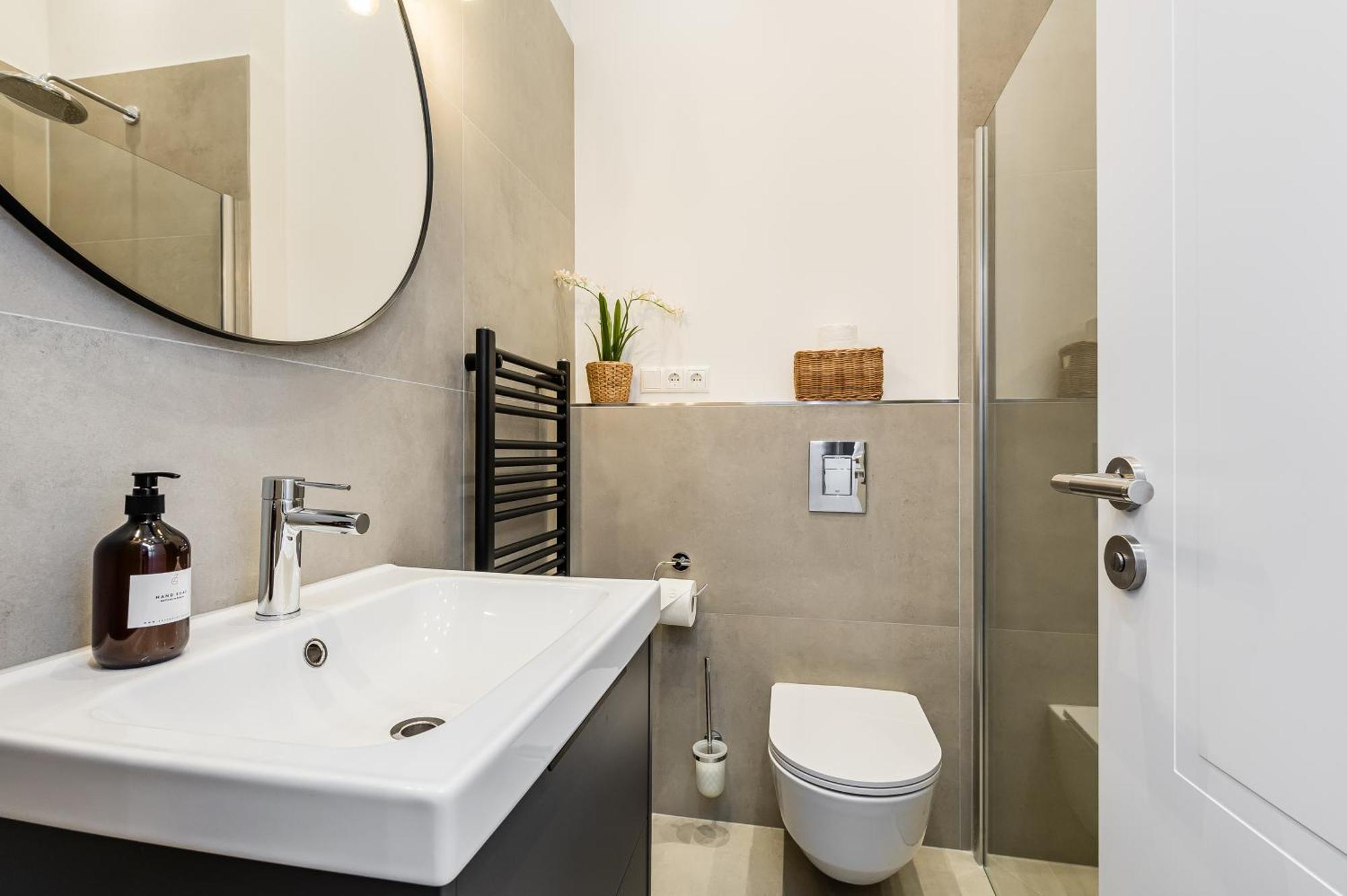 Luxurioeses Designer Mit 3 Schlafzimmern Apartment Berlin