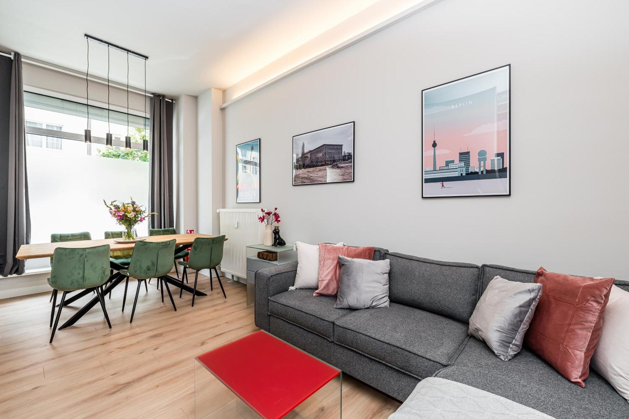 Luxurioeses Designer Mit 3 Schlafzimmern * Berlin